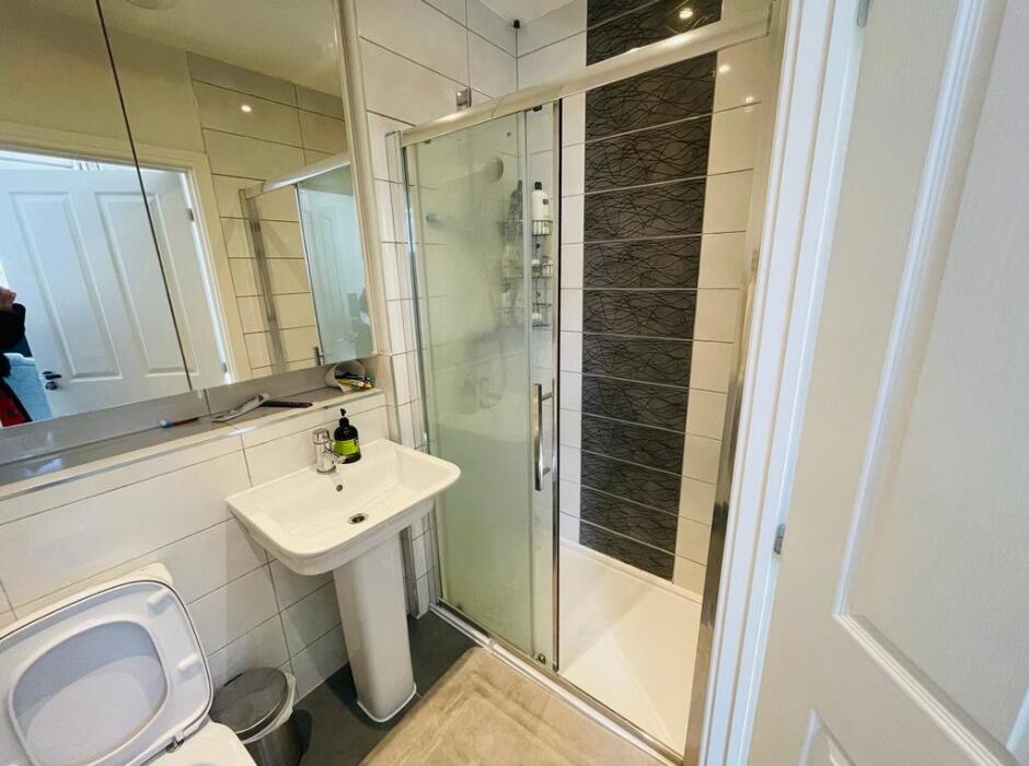 Foxglove Close, West Drayton
